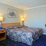Motel Harbor 2*
